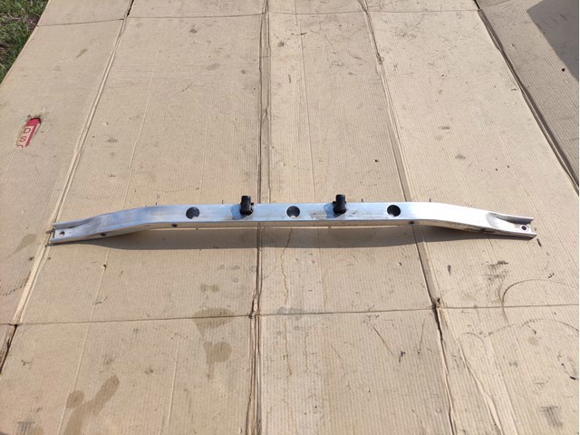 Кузовные распорки 4M0805645B VAG