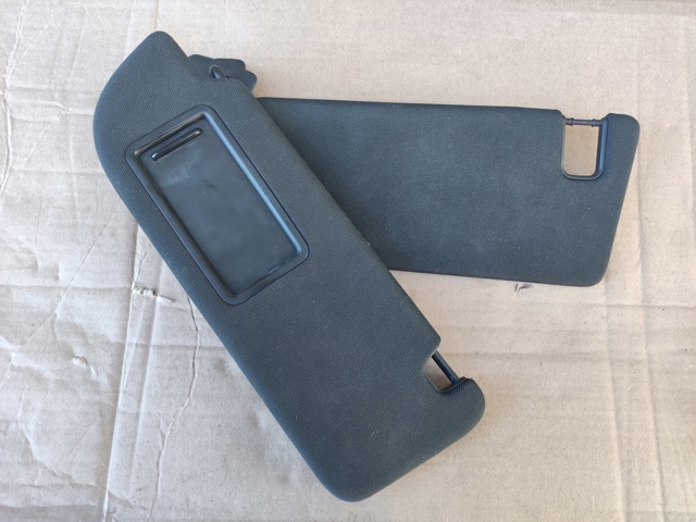 Козырек солнцезащитный 4M0857551AJK23 VAG
