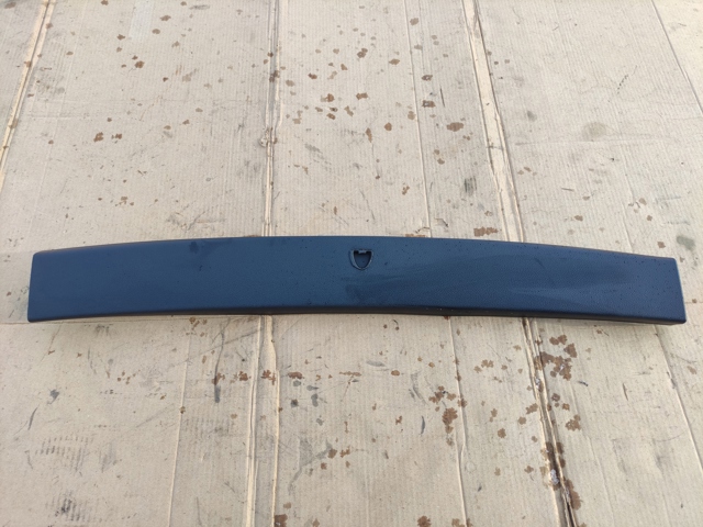 Обивка двери задка кузова 4M0867606G4PK VAG