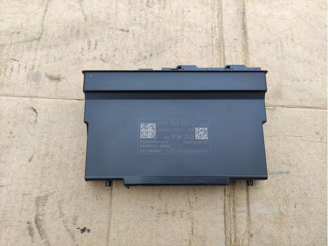 Модуль управления (ЭБУ) переднего сидения 4M0959760G VAG