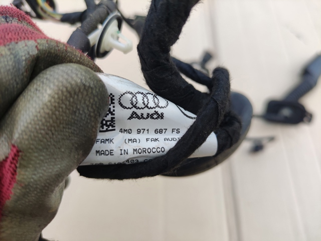 4M0971687FS VAG купить в Запорожье