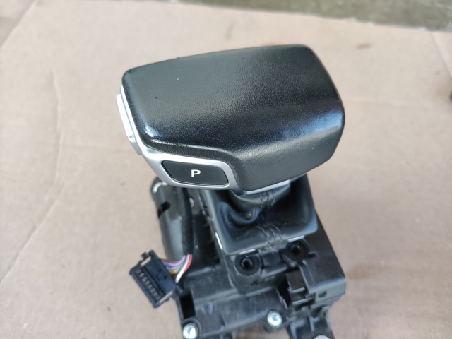 Рукоятка рычага КПП 4M1713140GIBR VAG