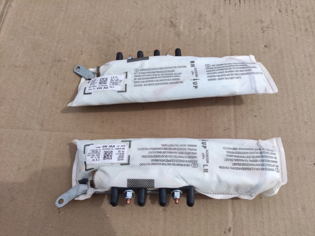 Подушка безопасности AIRBAG спинки сиденья, левого 5NN880241D VAG