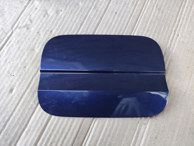 Дверка бензобака 8W0809907BGRU VAG