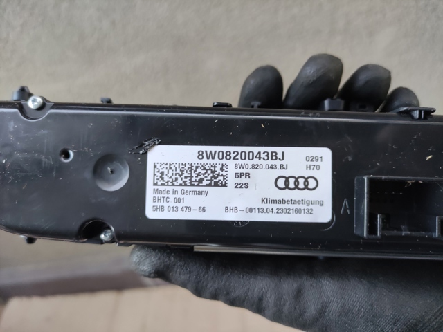 8W0820043BJ5PR Блок управления режимами отопления/кондиционирования купить Запорожье