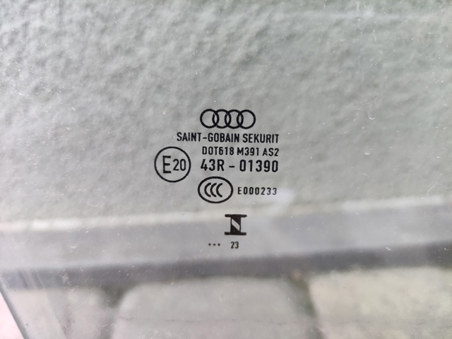 Стекло передней двери, правой 8W0845202C VAG