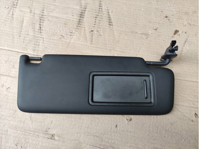 Козырьки 8W0857552AM7C0 VAG