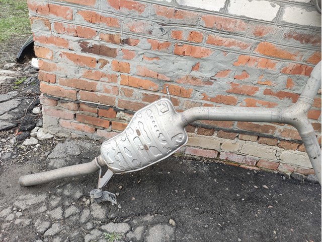 Средний глушитель 8W5253409A VAG