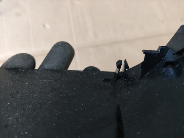 VAG 8W68575194PK Накладка (крышка) кронштейна зеркала салона в наличии Ровно