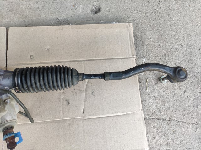 Тяга рулевая поперечная D8521EG000 NISSAN