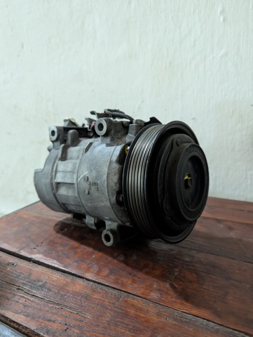 926008209R RENAULT Компрессор кондиционера купить в Днепр