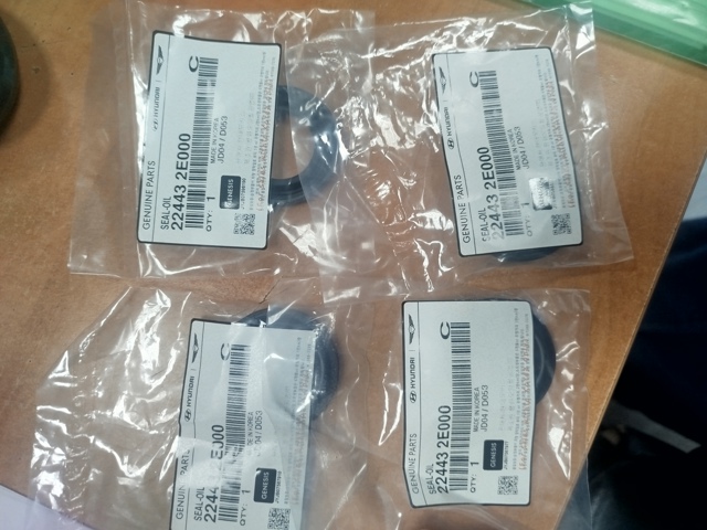 Прокладки свечных колодцев 224432E000 HYUNDAI