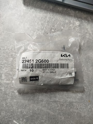 Болт клапанной крышки ГБЦ 224512G600 HYUNDAI