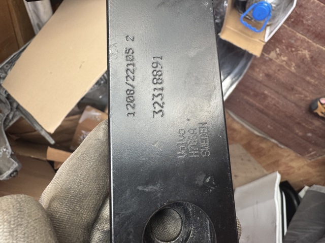VOLVO 32318891 в наличии Украина