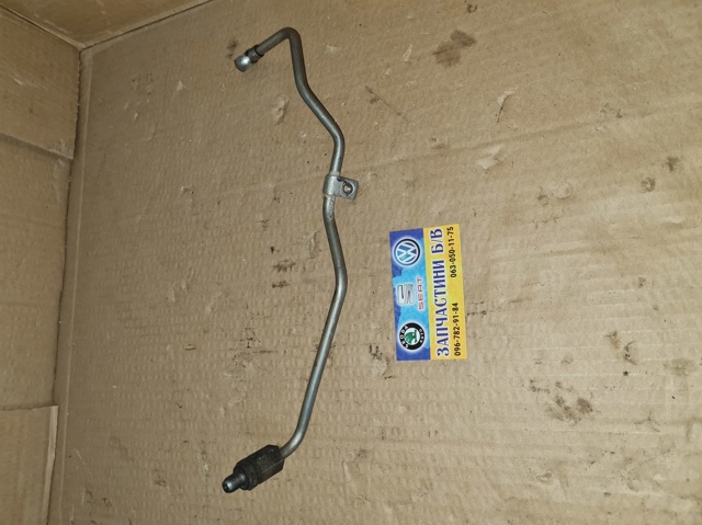 Подача масляная труба 03L145771AB VAG