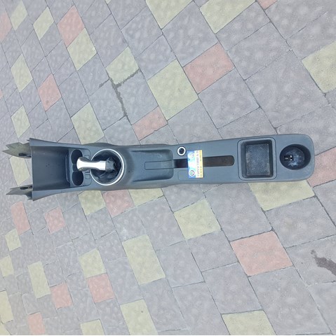 Консоль панели управления центральная 5J0863241 VAG
