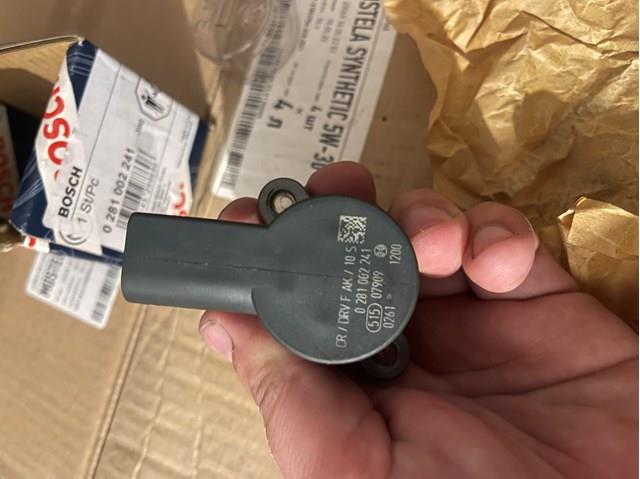 Регулятор давления в топливной рейке 0281002241 BOSCH