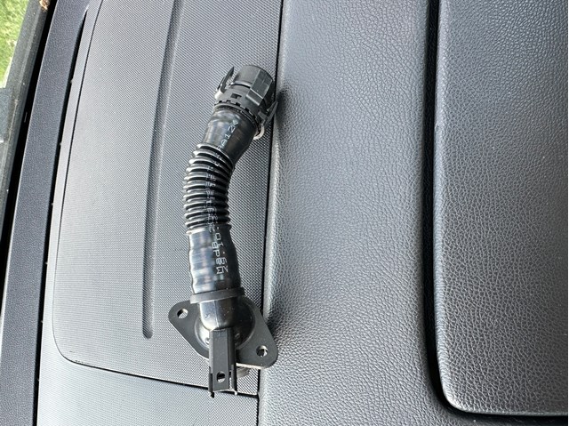 11127584128 Патрубок вентиляции картерных газов купить Павлоград