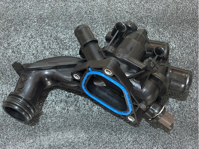 11538699290 BMW Корпус термостата купить в Одесса