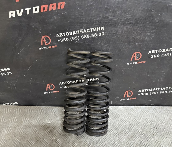 Пружина задняя 1124066 FORD