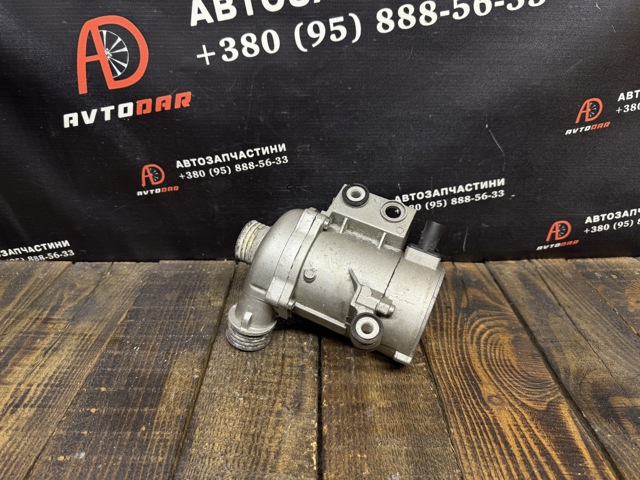 BMW 11517586925 Помпа водяная (насос) охлаждения в наличии Хмельницкий