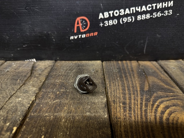 12618611273 BMW Датчик давления масла купить в Черкассы
