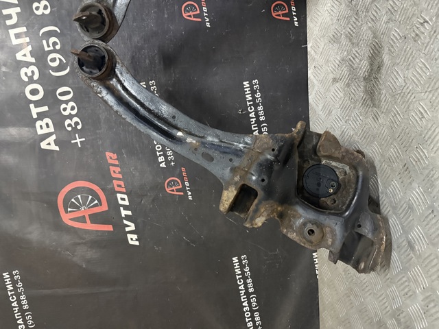 FORD 1355136 Рычаг (тяга) задней подвески продольный нижний левый в наличии Тернополь