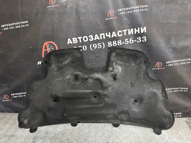 8M51 A16746 AB Ford Шумоизоляция капота 8M51 A16746 AB Ford Шумоизоляция капота