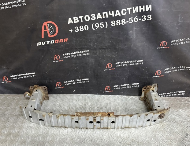 Швеллер переднего бампера 1540638 FORD