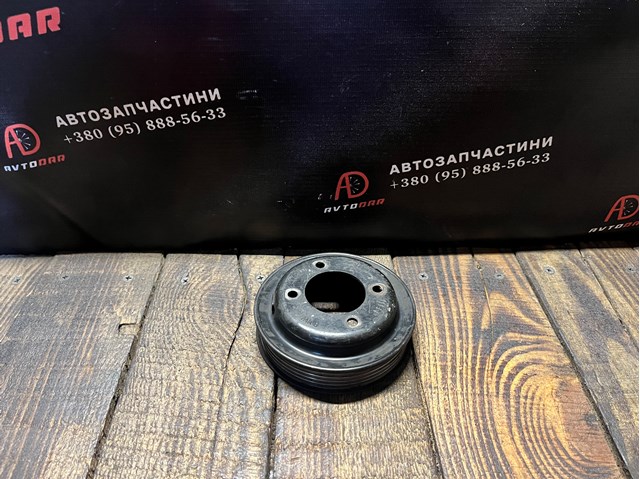 Шкив водяной помпы 2246129 BMW