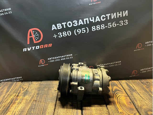 Компрессор климатической установки 24461719 OPEL