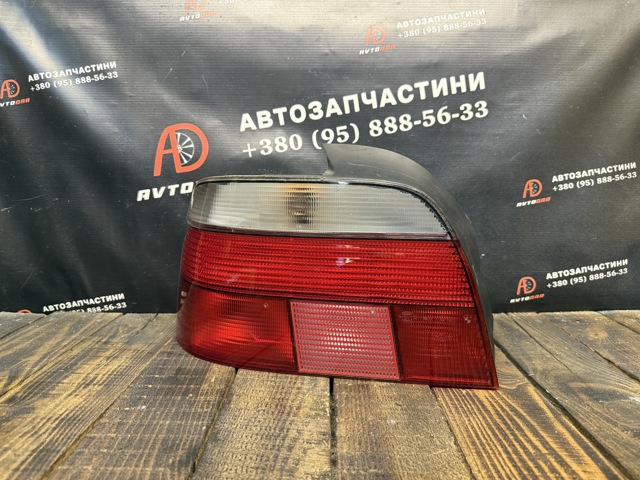 Левый стоп 2496297 BMW