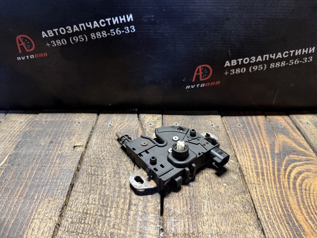 4895285 Замок капота купить Кривой Рог