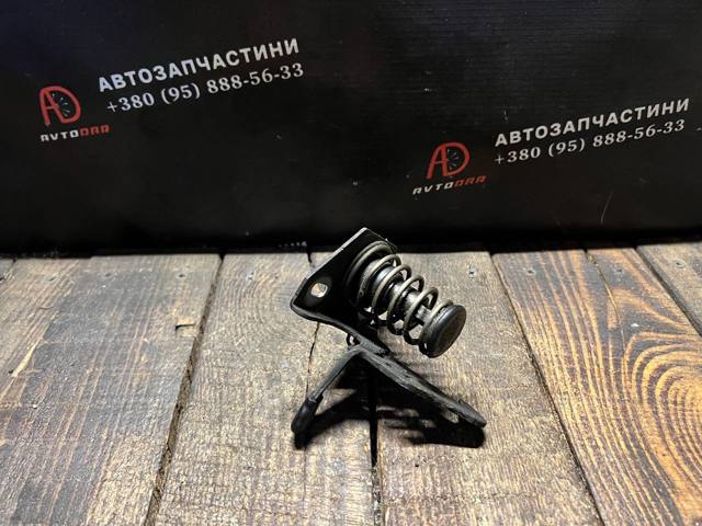 51237034256 Стояк-крюк замка капота купить Черновцы