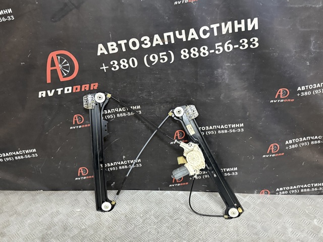 Стеклоподъемник (механизм перемещения стекла) 51337184384 BMW