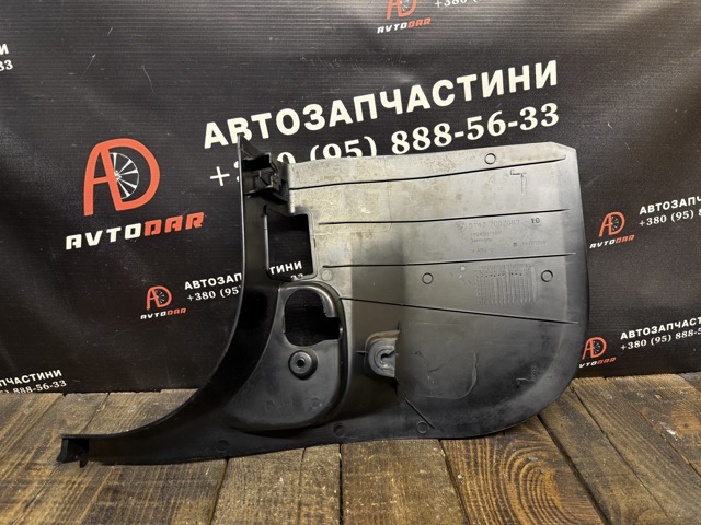 51439132716 BMW Обшивка стойки кузова внутренняя передняя правая купить в Киев