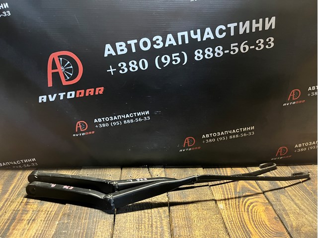 61618357209 Рычаг-поводок стеклоочистителя лобового стекла купить Ирпень