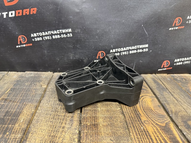 64557792202 BMW Кронштейн компрессора кондиционера купить в Днепр