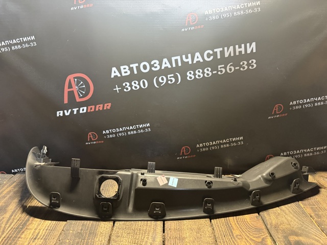 RENAULT 682406857R в наличии Черкассы