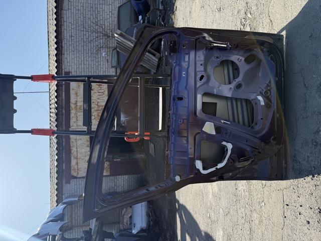 801011691R RENAULT Дверь передняя левая купить в Чернигов