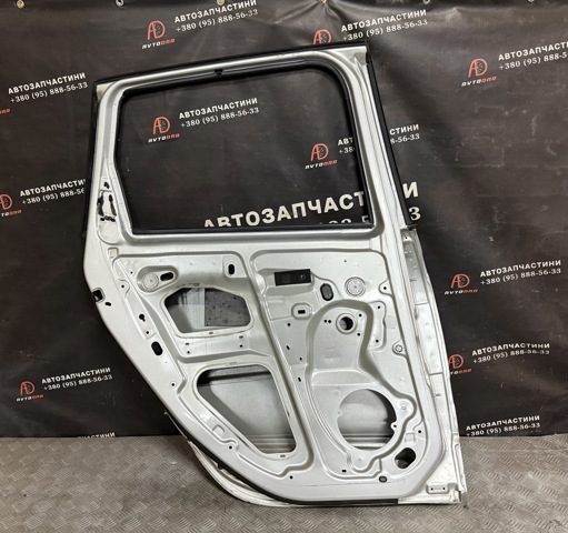 821017991R RENAULT Дверь задняя левая купить в Сумы