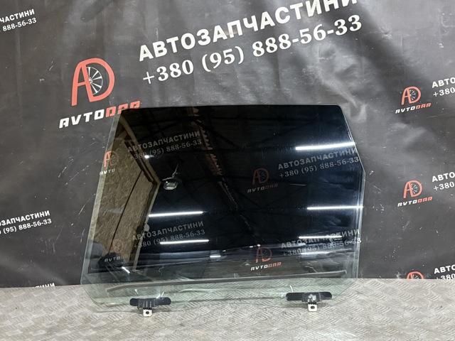 Стекло заднее левое 823010010R RENAULT