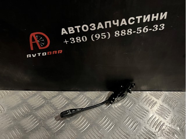 Левый подрулевой переключатель A0085452624 MERCEDES