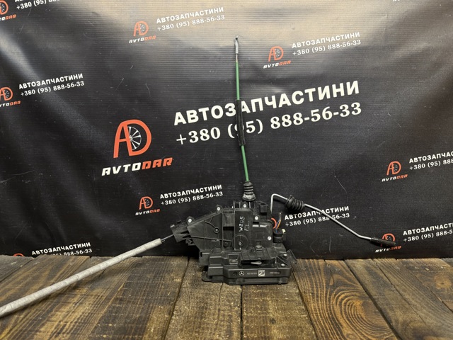 Запор кабины A0997206301 MERCEDES