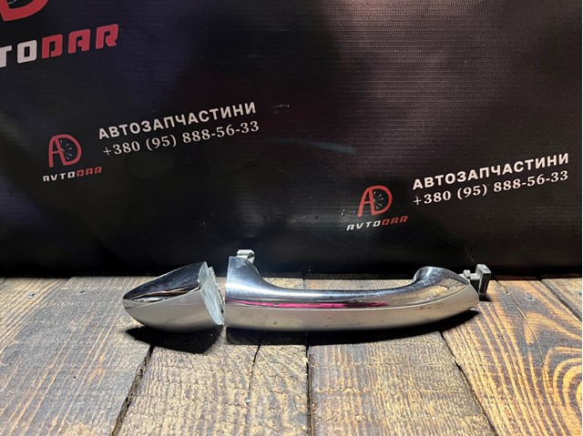 Ручка передней двери наружная, правая A16476006709775 MERCEDES