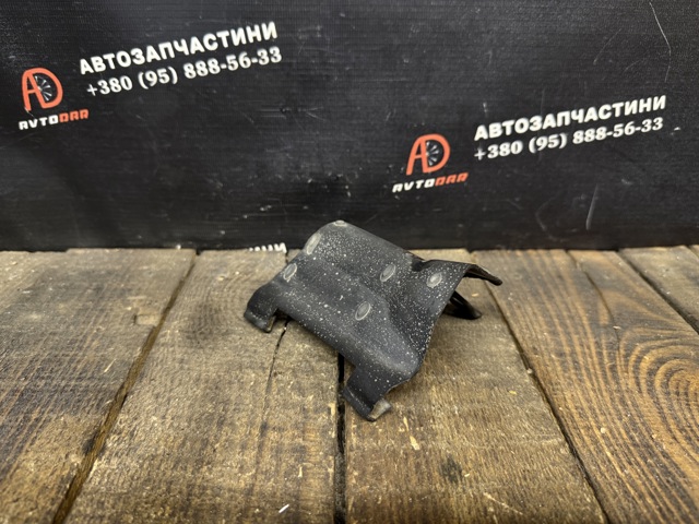 Защита заднего нижнего рычага A1693520488 MERCEDES