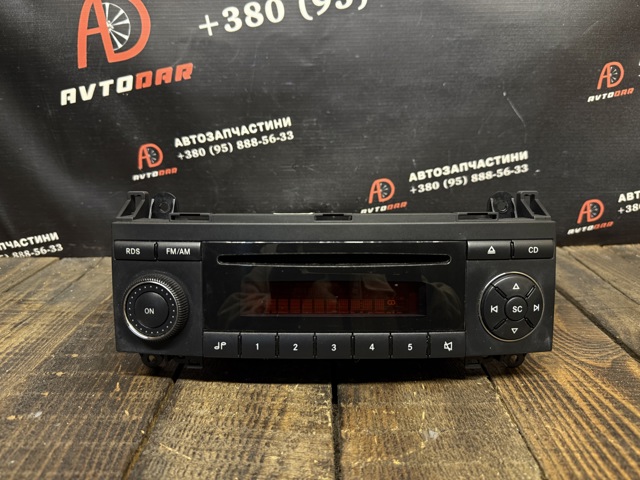 Магнитола (радио AM/FM) A1698200386 MERCEDES
