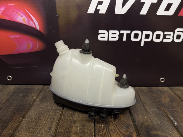 A2225000849 MERCEDES Бачок системы охлаждения расширительный купить в Винница