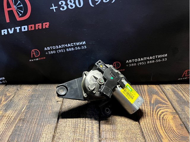 Моторчик заднего стеклоочистителя A2518200042 MERCEDES
