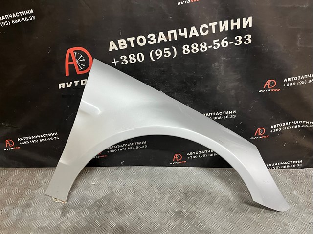A2518800206 MERCEDES Крыло переднее правое купить в Ужгород